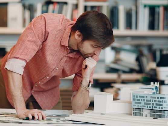 Najczęstsze błędy w projektowaniu materiałów reklamowych i jak ich uniknąć